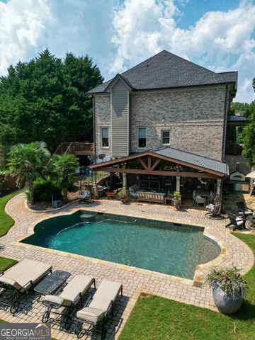 108 AUTUMN GLEN Drive, Woodstock, GA 30188