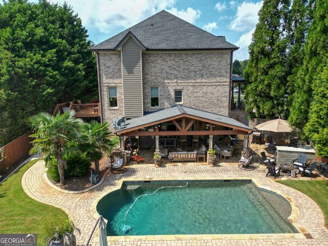 108 AUTUMN GLEN Drive, Woodstock, GA 30188