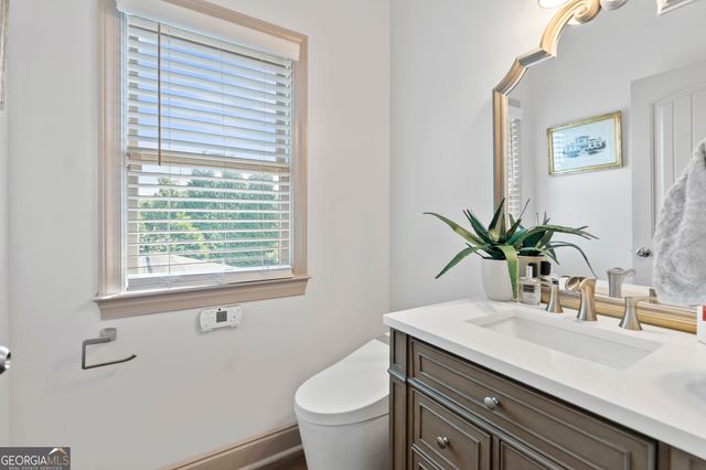 108 AUTUMN GLEN Drive, Woodstock, GA 30188