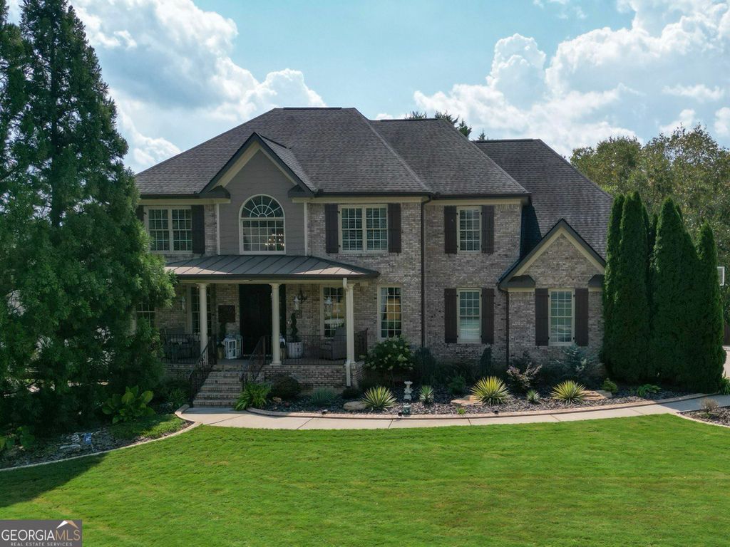 108 AUTUMN GLEN Drive, Woodstock, GA 30188