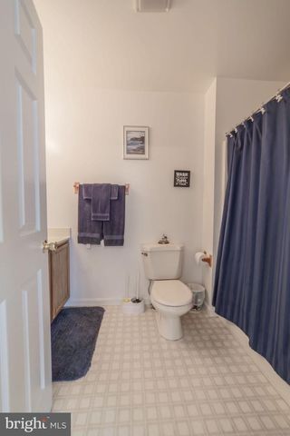 206 FISHHOOK LANE, Hedgesville, WV 25427