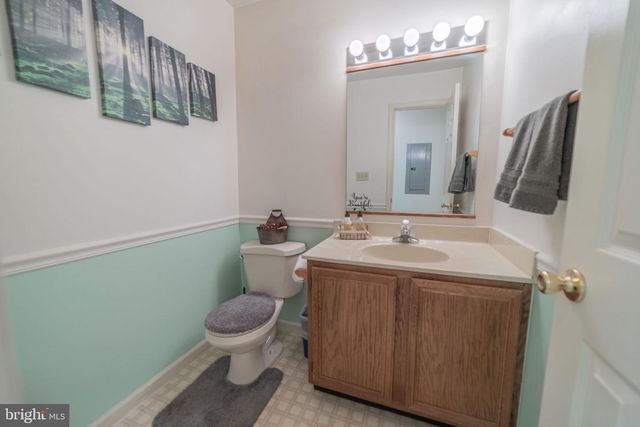 206 FISHHOOK LANE, Hedgesville, WV 25427