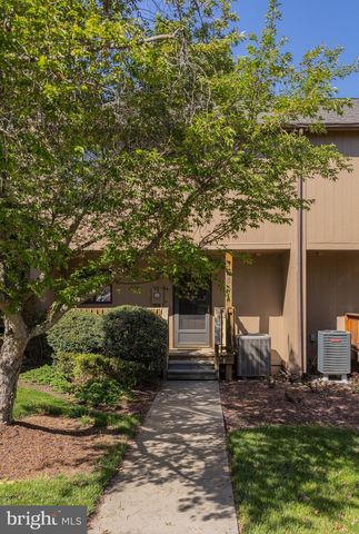 206 FISHHOOK LANE, Hedgesville, WV 25427