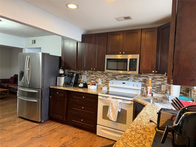 5088 Matilda Street, Dallas, TX 75206