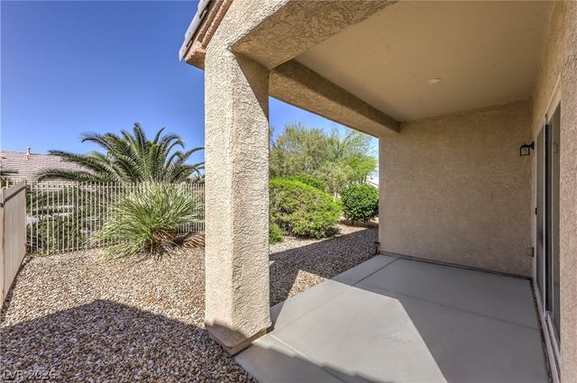 7825 Wading Bird Way, North Las Vegas, NV 89084