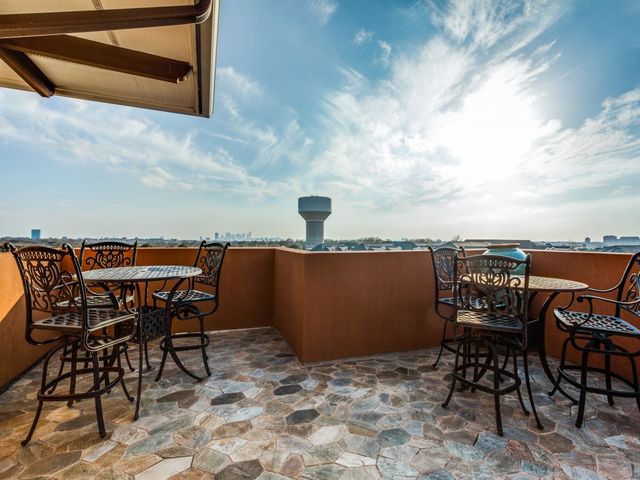 8616 Turtle Creek Boulevard 200, Dallas, TX 75225