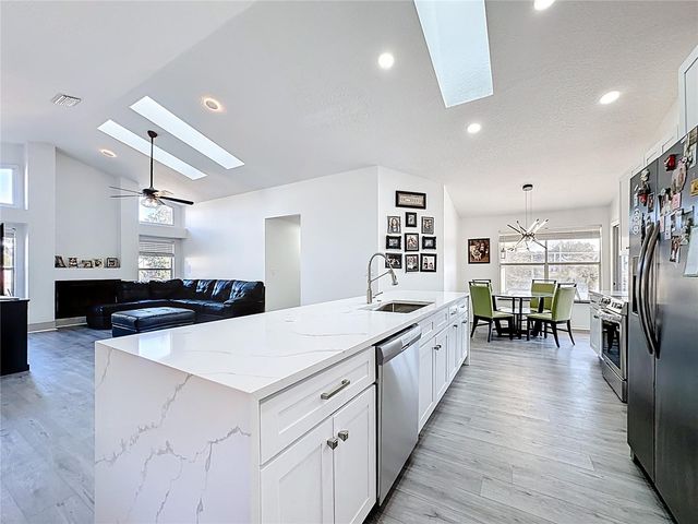 1125 ALMOND TREE CIRCLE, Orlando, FL 32835