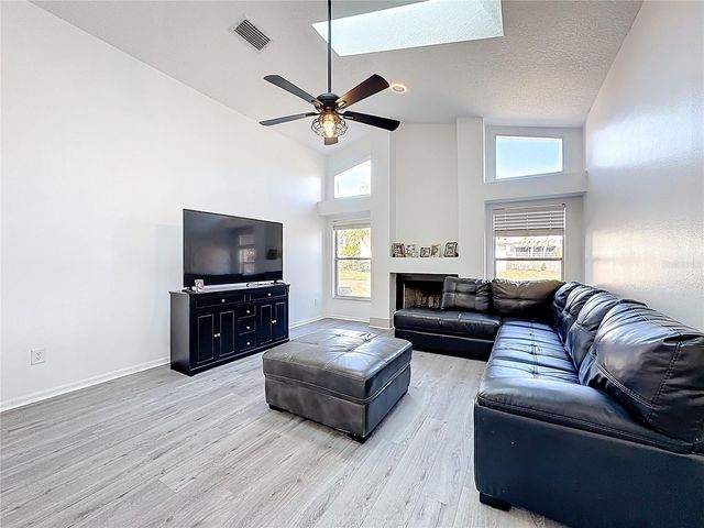 1125 ALMOND TREE CIRCLE, Orlando, FL 32835