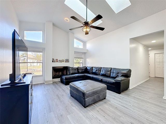 1125 ALMOND TREE CIRCLE, Orlando, FL 32835