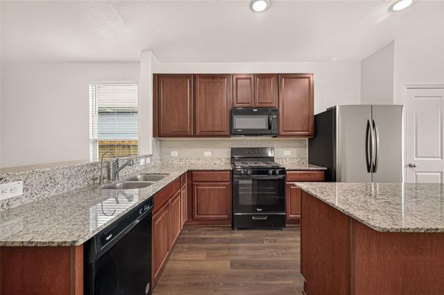 17855 Plow Horse Lane, Hockley, TX 77447