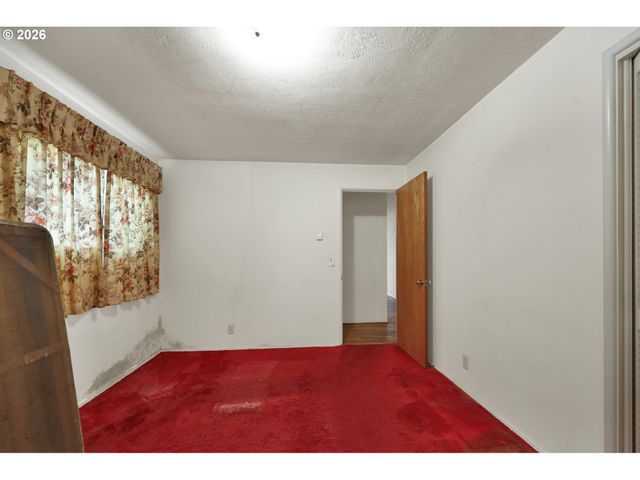 526 ARCHIE St, Eugene, OR 97402