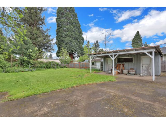 526 ARCHIE St, Eugene, OR 97402
