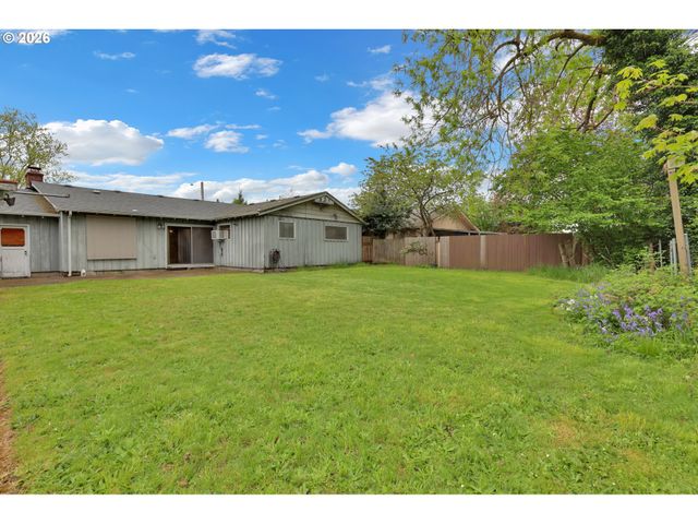 526 ARCHIE St, Eugene, OR 97402