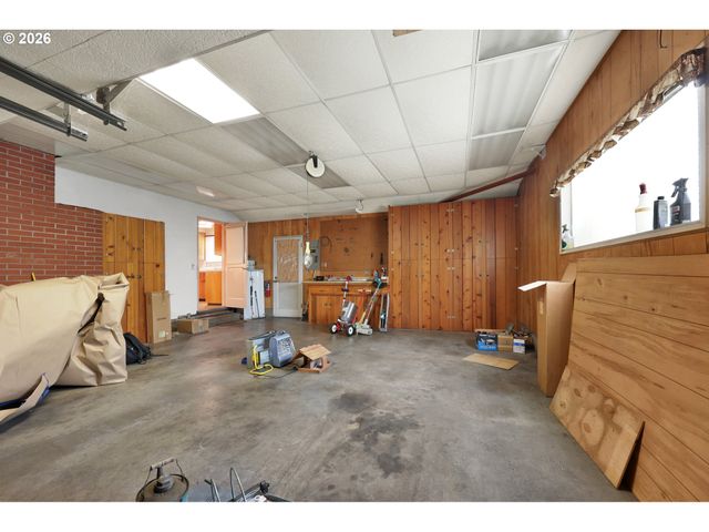 526 ARCHIE St, Eugene, OR 97402