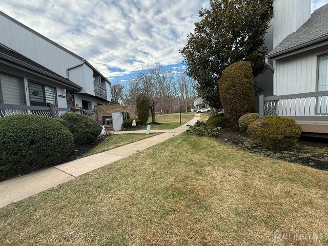 20 Wisteria Court, South Brunswick, NJ 08852