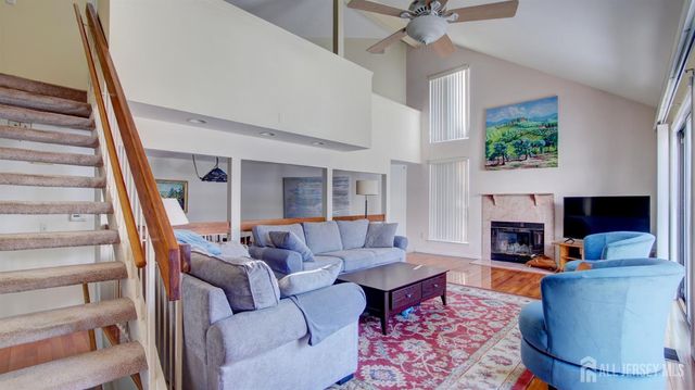 20 Wisteria Court, South Brunswick, NJ 08852