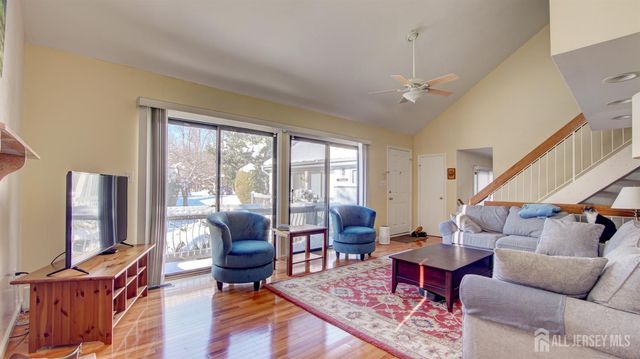 20 Wisteria Court, South Brunswick, NJ 08852