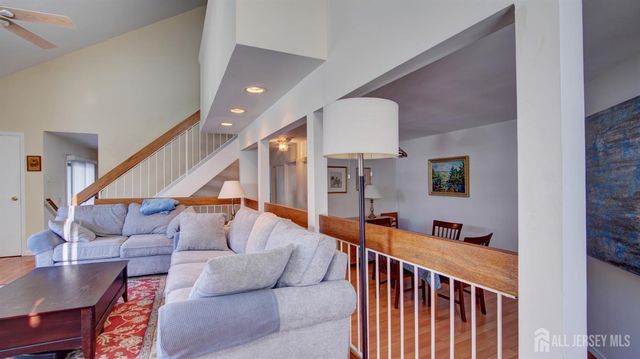 20 Wisteria Court, South Brunswick, NJ 08852