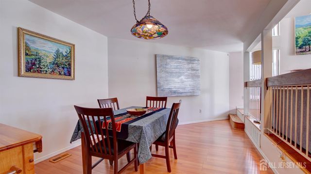 20 Wisteria Court, South Brunswick, NJ 08852