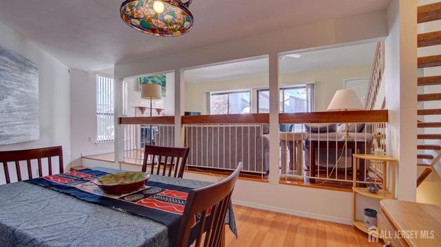 20 Wisteria Court, South Brunswick, NJ 08852