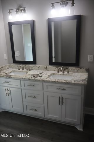 21700 E Edgewood Drive, Saucier, MS 39574