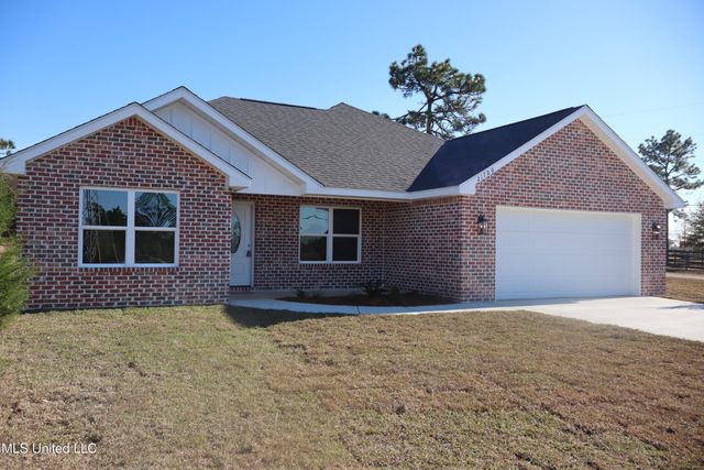 21700 E Edgewood Drive, Saucier, MS 39574