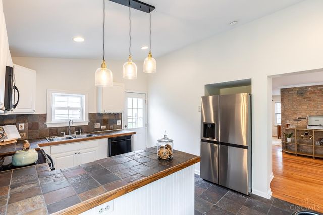 463 Stanley Avenue, Cincinnati, OH 45226