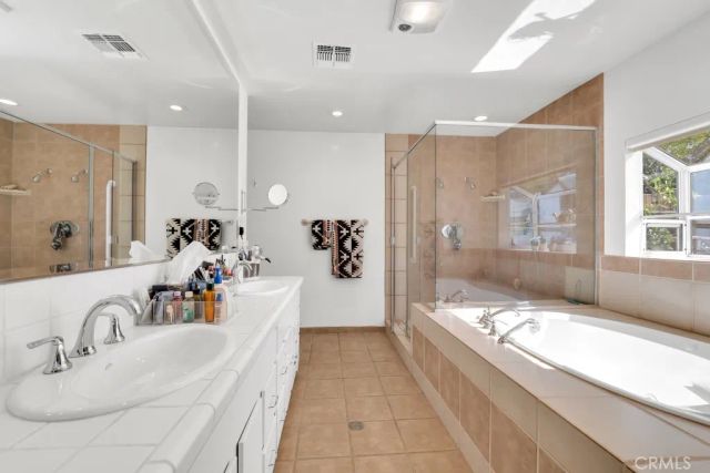 14024 Califa, Valley Glen, CA 91401