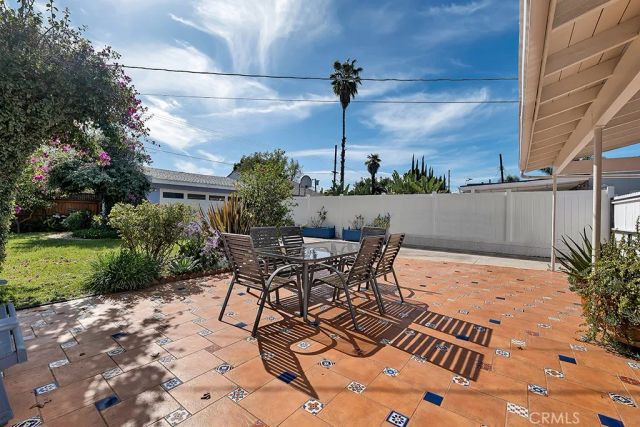 14024 Califa, Valley Glen, CA 91401