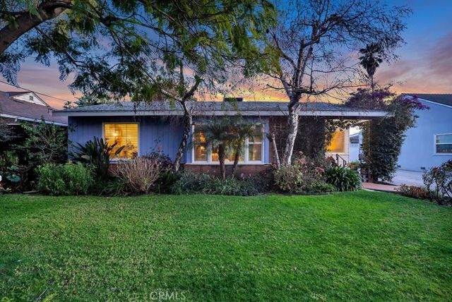 14024 Califa, Valley Glen, CA 91401