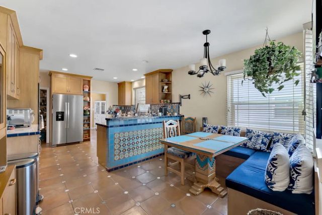 14024 Califa, Valley Glen, CA 91401