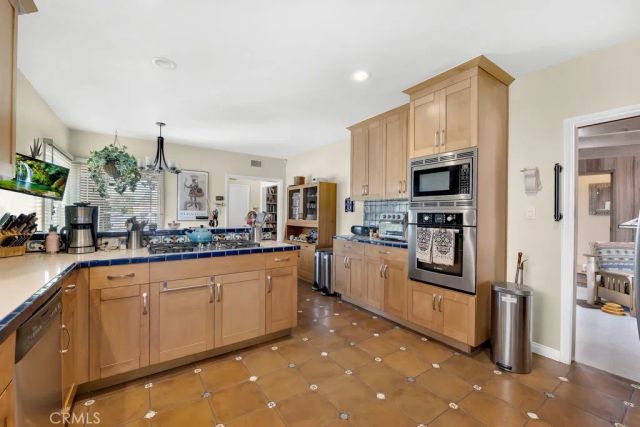14024 Califa, Valley Glen, CA 91401