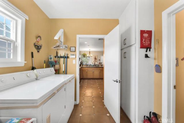 14024 Califa, Valley Glen, CA 91401