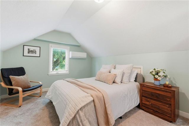 3020 W 47th Terrace, Westwood, KS 66205