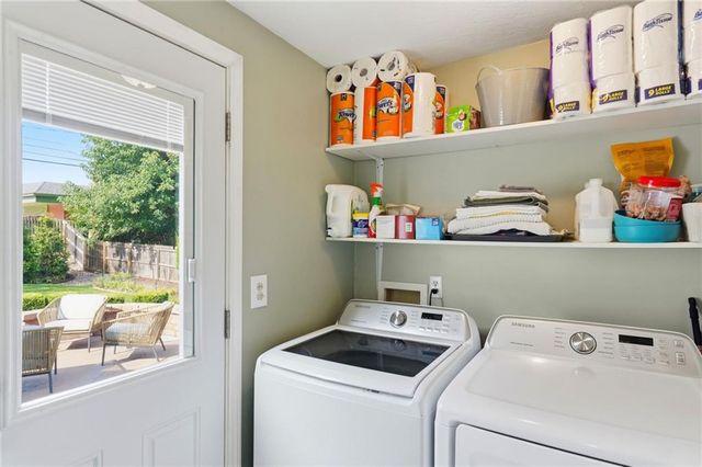 3020 W 47th Terrace, Westwood, KS 66205