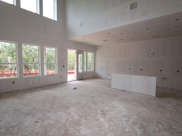 4013 Waxahachie RD, Leander, TX 78641