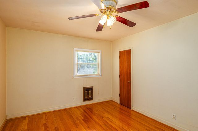 1619 S Seminole Drive, Chattanooga, TN 37412