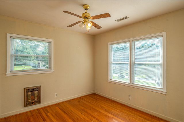 1619 S Seminole Drive, Chattanooga, TN 37412