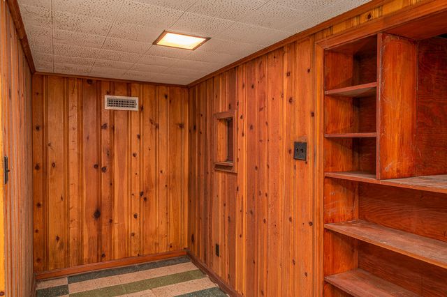 1619 S Seminole Drive, Chattanooga, TN 37412