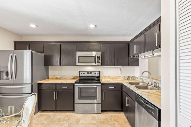 1 Tomoka Oaks Blvd Unit 112, Ormond Beach, FL 32174