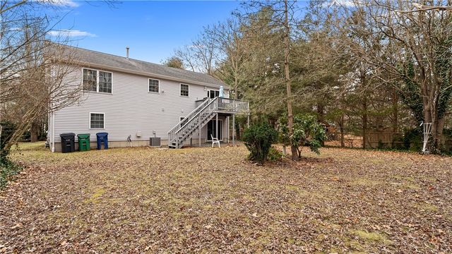 9 Kenneth Avenue, Warwick, RI 02886