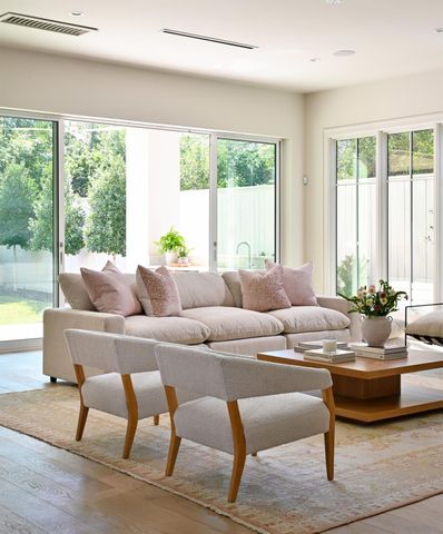 3717 Chevy Chase Drive, Houston, TX 77019