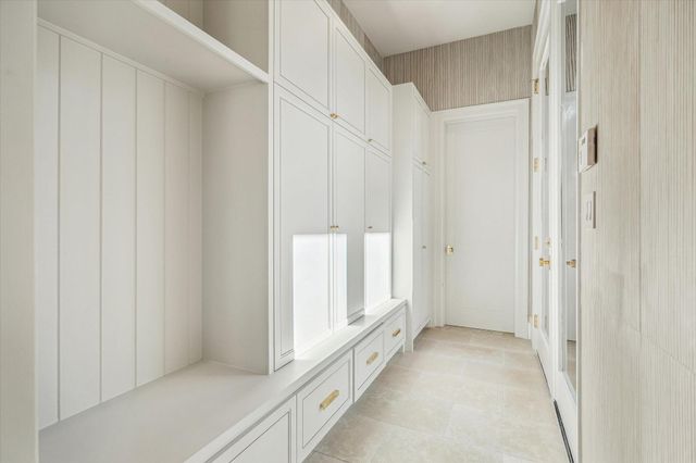 3717 Chevy Chase Drive, Houston, TX 77019