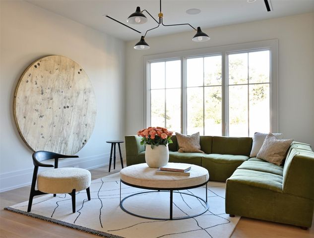 3717 Chevy Chase Drive, Houston, TX 77019