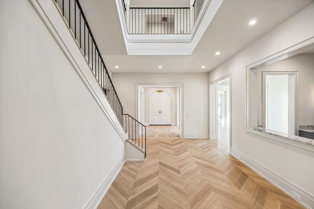 3717 Chevy Chase Drive, Houston, TX 77019