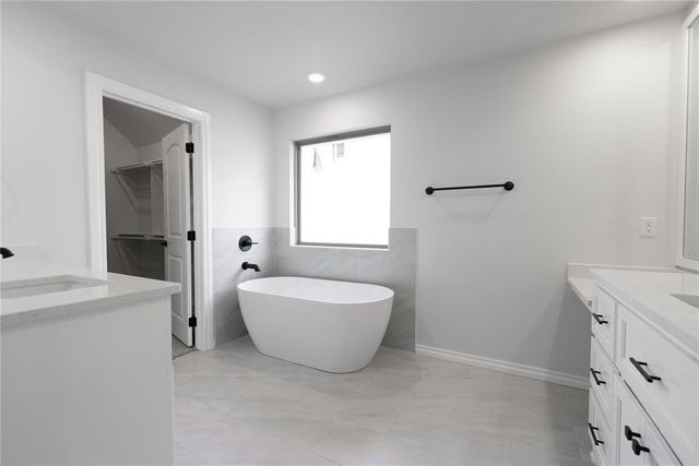 5716 Lantana Lane, Edmond, OK 73034