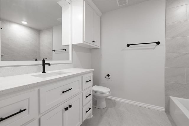 5716 Lantana Lane, Edmond, OK 73034