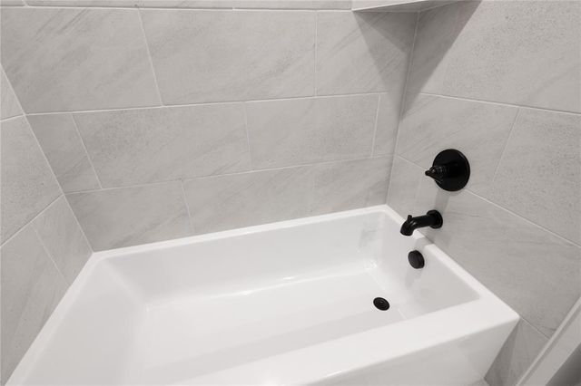 5716 Lantana Lane, Edmond, OK 73034