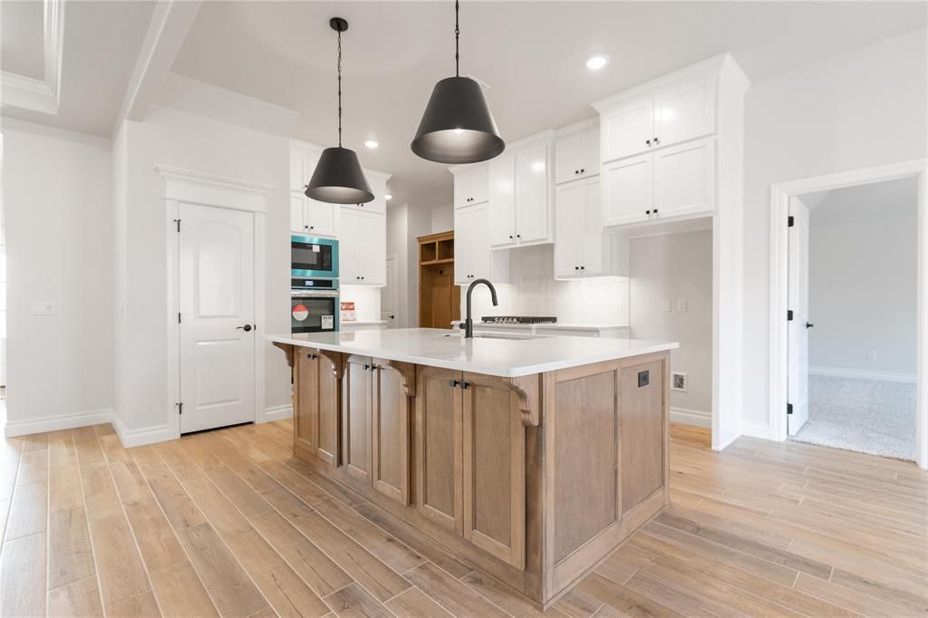 5716 Lantana Lane, Edmond, OK 73034