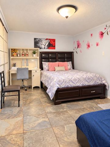8807 Kindlewood Drive, Houston, TX 77099